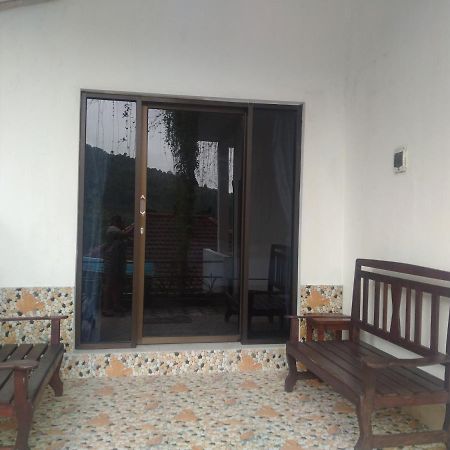 Adila Warung And Homestay Munduk  Exterior photo